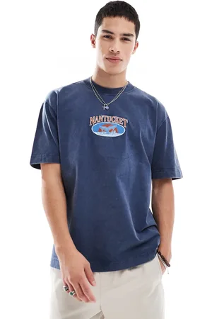 Hollister Heavy weight boxy t-shirt with location motif detail in washed