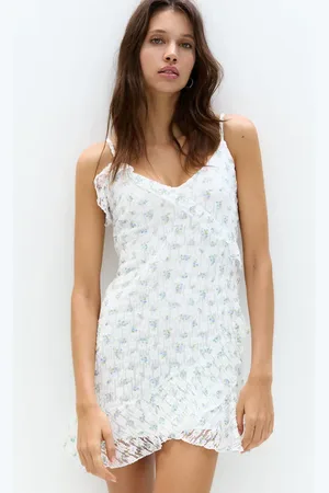 Pull&Bear Floral lace ruffle mini dress in