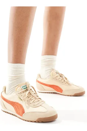 PUMA Arizona trainers in beige & red
