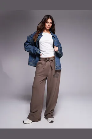 Good For Nothing Relaxed straight leg logo jogger in beige