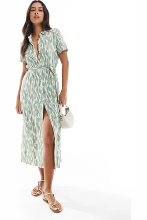 VERO MODA Easy buttondown long shirt dress in abstract print
