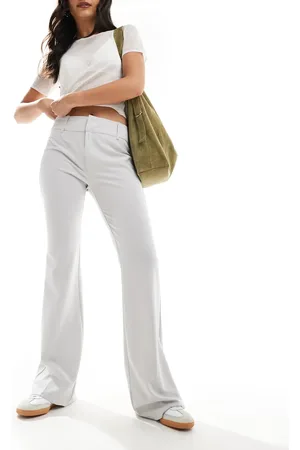 Pull&Bear Tailored flare trouser in light