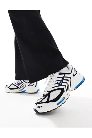 Nike Air Pegasus 2005 trainers in white, black and