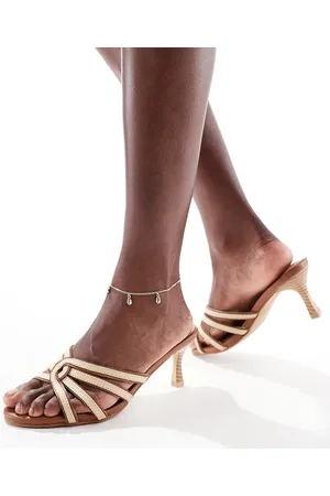 New Look Raffia heeled mule in camel