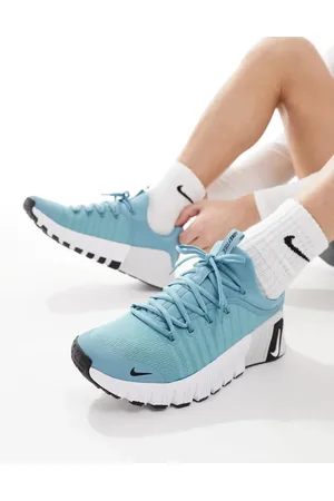 Nike Free Metcon 6 trainers in light blue
