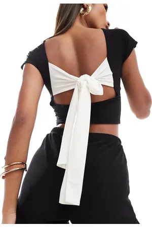 Kaiia Exclusive slinky contrast bow tie back top in