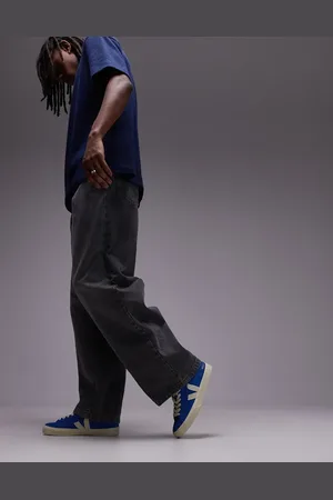 Veja Campo bold trainer in indigo pierre