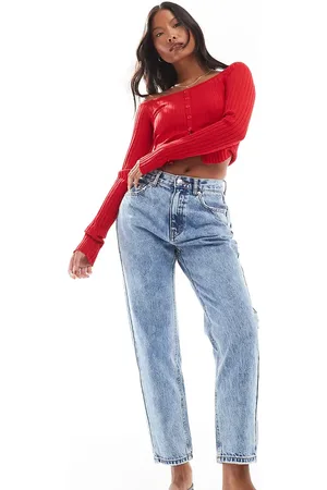 Pull&Bear Petite high waisted mom jean in mid wash