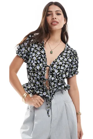 Brave Soul Puff sleeve tie front floral top in