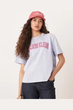 Calvin Klein Calvin Klein varsity t-shirt in baby