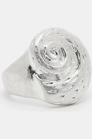 Reclaimed Unisex shell ring in