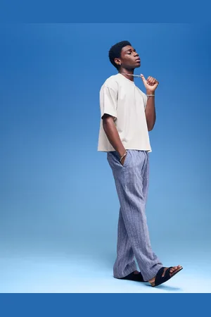 Abercrombie & Fitch Lightweight pull on trouser in blue stripe