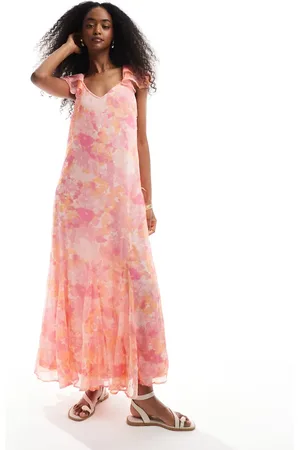 VERO MODA Smilla flutter sleeve ankle dress in blurred floral print