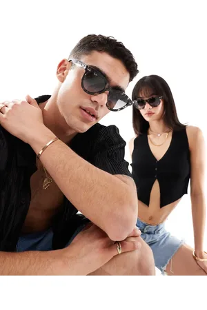 Ray-Ban Wayfarer way sunglasses in tortoiseshell