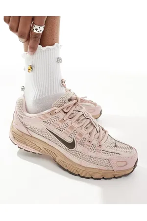 Nike P-6000 trainers in and pink