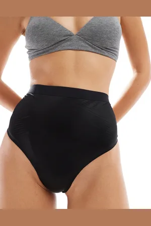 Spanx Invisible 2.0 lightweight shaping thong in