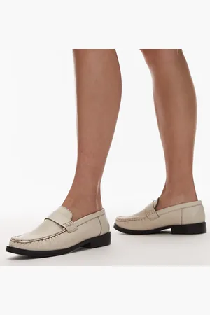 Topshop Carey leather loafers with ruched detail in buttermilk