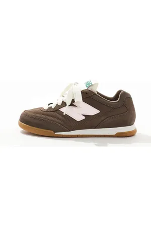 New Balance RC42 trainers in and pink with gumsole - exclusive to ASOS