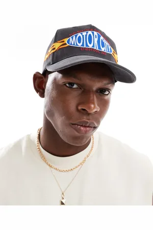 Hollister Auto motif detail snapback cap in