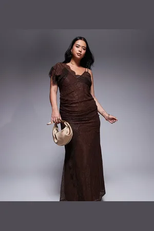 ASOS ASOS DESIGN Curve asymmetric lace strappy maxi dress with full hem in chocolate