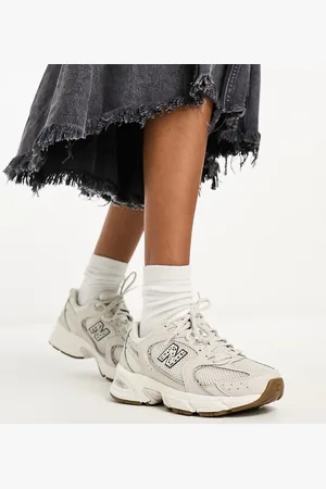 New Balance 530 trainers in beige and leopard print - BEIGE