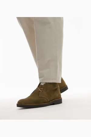 Clarks Desert evo boot in olive suede