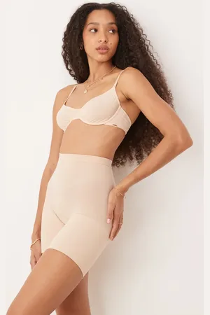 Spanx Sculpt Seamless Power short in beige