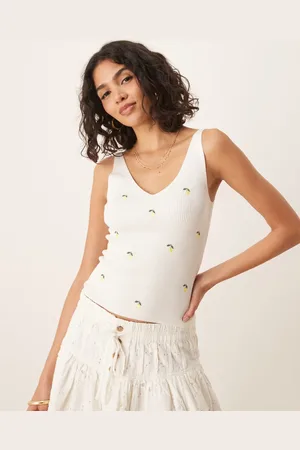 JDY Knitted vest in with lemon embroidery