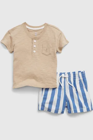 GAP Baby set tričko a pruhované kraťasy - Kluci