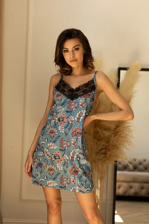 Layla Dreams Layla sní noční košili bez rukávů s krajkou L8