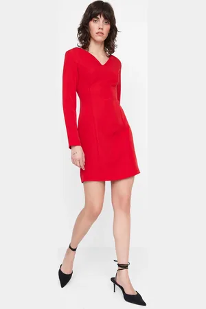 Trendyol Mini šaty Red s výstřihem do V