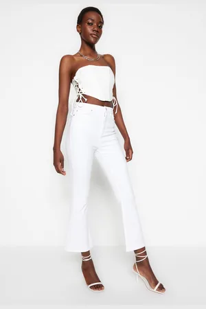 Trendyol Bílé džíny s vysokým pasem Crop Flare