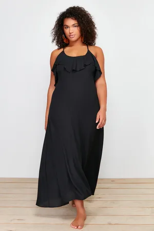 Trendyol Curve Black Maxi Collar Flounce Plus Size Beach Dress