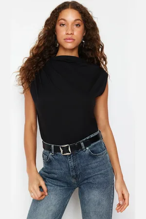Trendyol Black Boat Neck Zero Sleeve Gathered Knitted T-Shirt