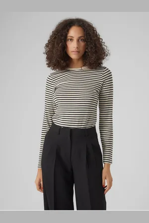 VERO MODA Černo-krémové dámské pruhované tričko AWARE by Fiona - Dámské
