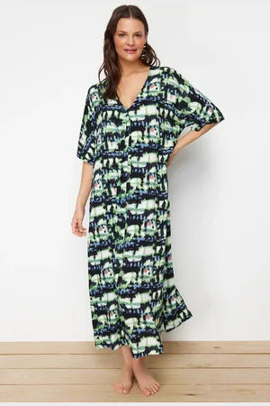 Trendyol Abstract Patterned Wide Fit Midi Woven Beach Dress
