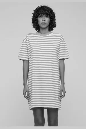 Urban classics Dámské pruhované šaty oversized bílé/magicmango
