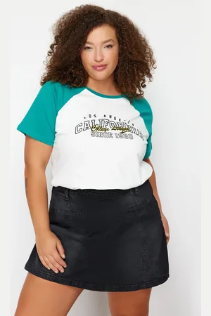 Trendyol Curve Green Color Block Printed Knitted T-shirt