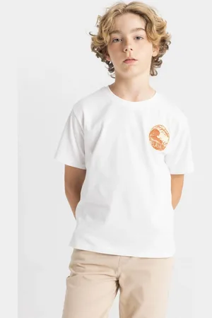 DeFacto Boy