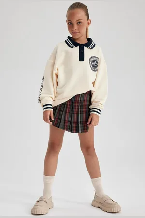 DeFacto Girl