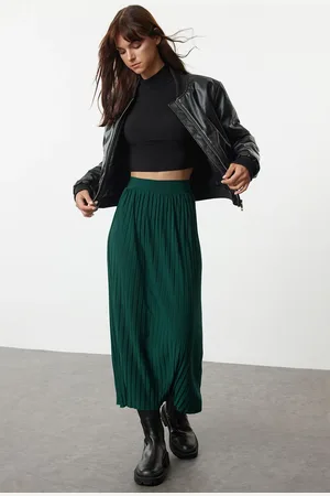 Trendyol Emerald Green High Waist Pleated Stretchy Maxi Knitted Skirt