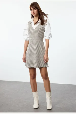 Trendyol Beige Plaid / Checked Gilet Mini Woven Dress