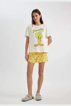 DeFacto Fall In Love Looney Tunes Pajama Set Short Sleeve Top Shorts Elastic Waist Bottom