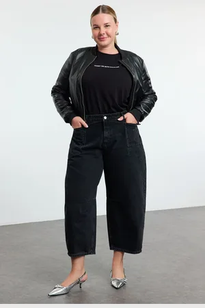 Trendyol Curve Black More Sustainable Stitch Detailed High Waist Balloon Jeans