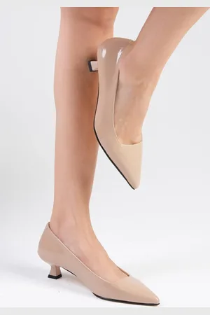 Mio Gusto Carmen Nude Patent Leather Low Heel Shoes