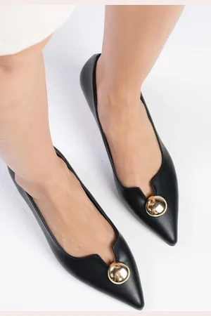 Mio Gusto Charlotte Black Color Pointed Flat Toe Women
