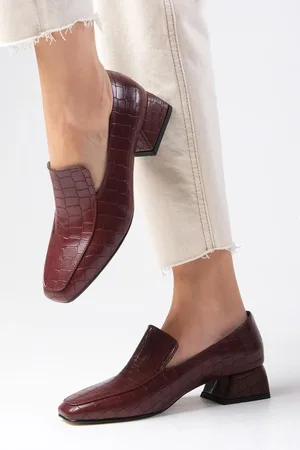 Mio Gusto Gaia Claret Red Color Animal Patterned Flat Toe Women