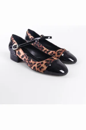 Capone Outfitters Low Heeled Strappy Leopard Women