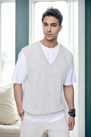 Dewberry 26088 V-Neck Mens Sweater-GREY