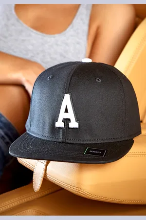 MSTRDS Letter Snapback A